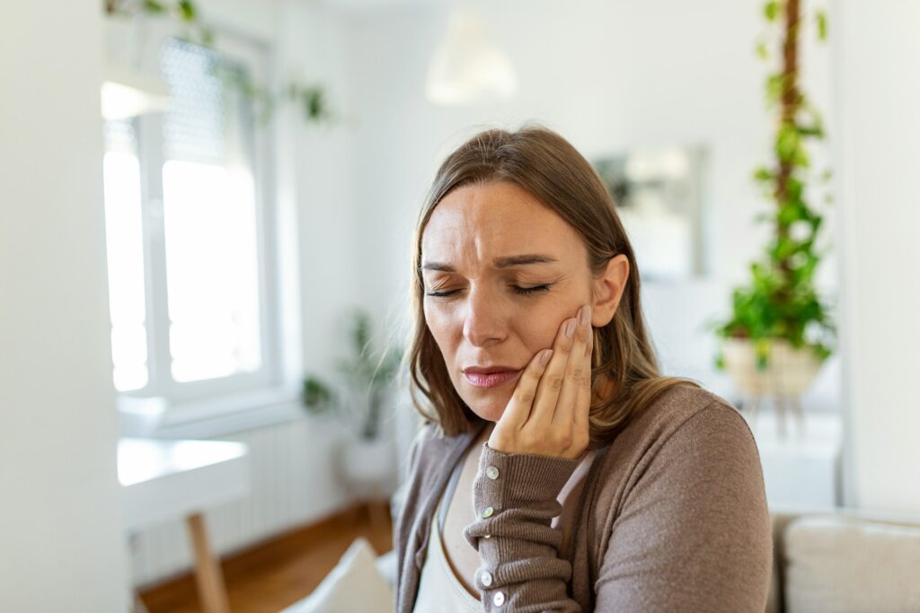 What Causes Jaw Pain and How TMJ Treatment Can Help